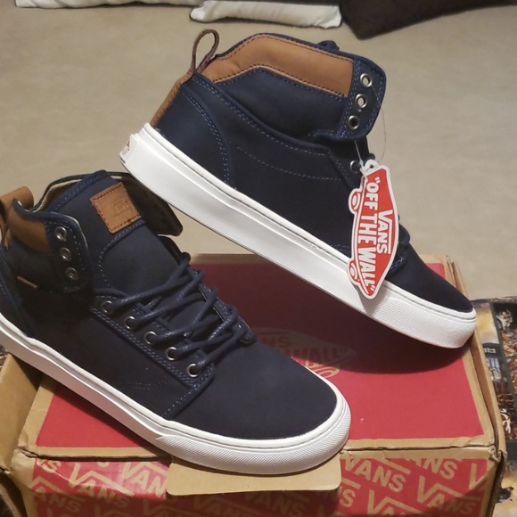 Vans Shoes - Vans women's size 9